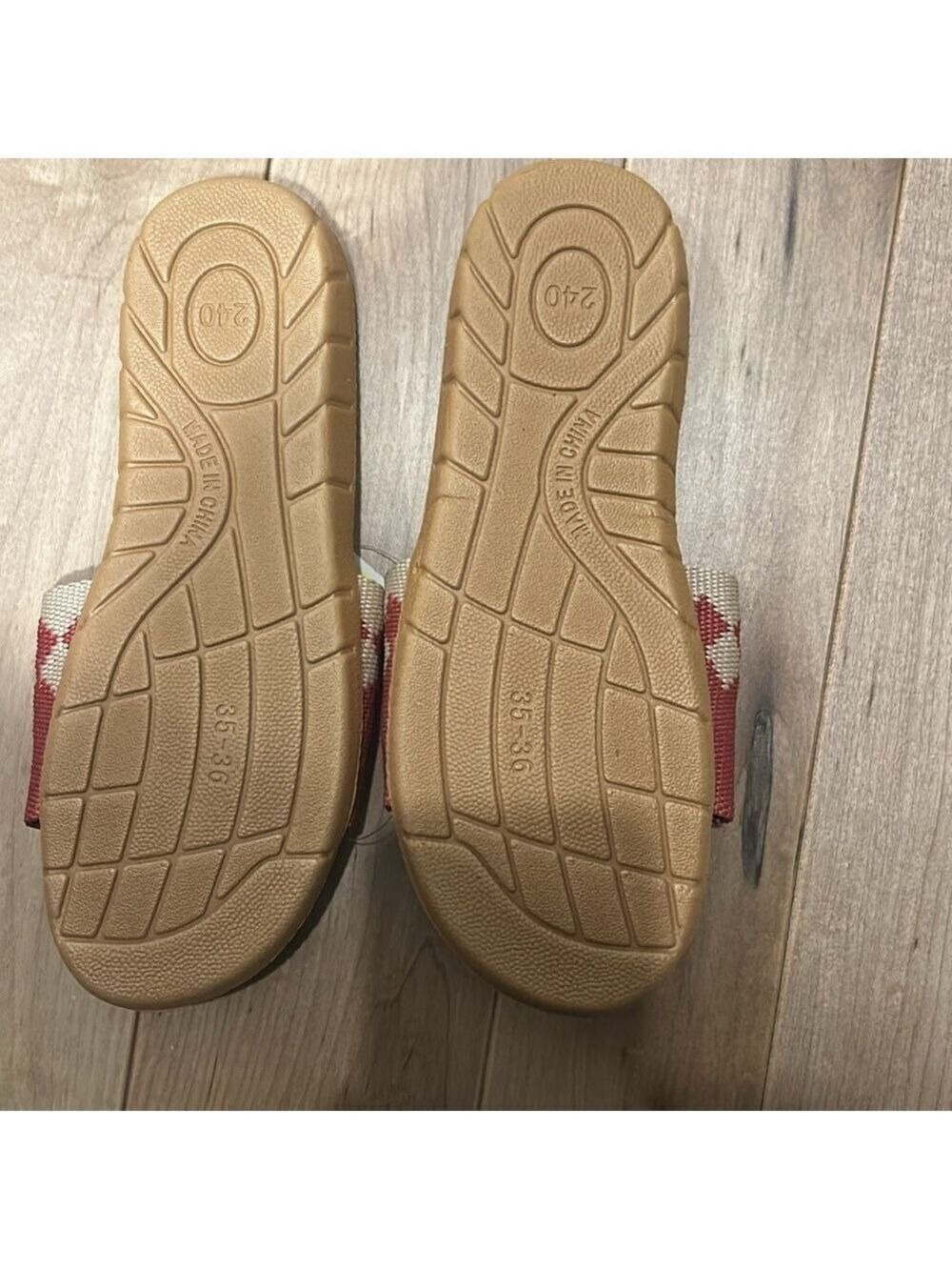 Stylish Red and Beige Sandals - Picture 2 of 2